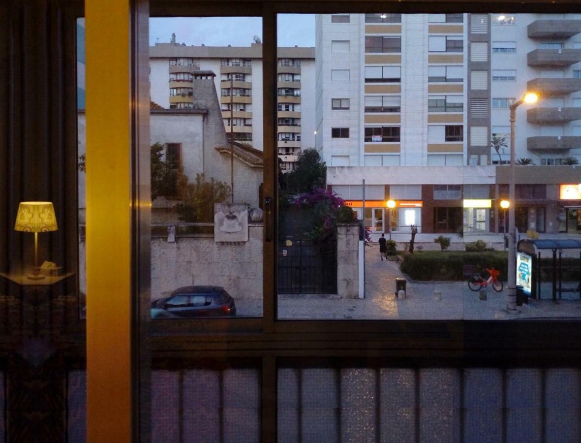 Famille Au Coeur De Lisbonne Lägenhet Exteriör bild